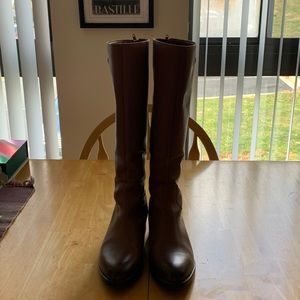 Tall leather brown boots. Size 7.5 Steve Madden